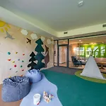 Apartamento 424 - Zakopianski - Sauna & Jacuzzi & Plac Zabaw & Silownia Zakopane